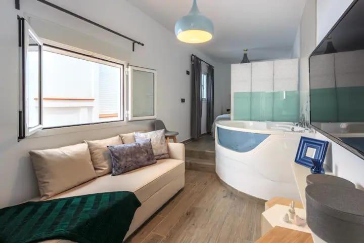 Apartamento Suit Centro Historico De マラガ エクステリア 写真